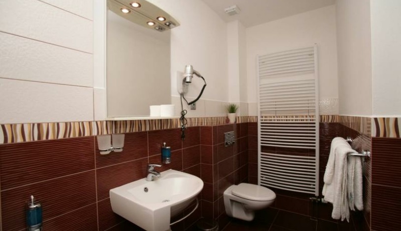 BARBORA Restaurant & Penzion Kutná Hora - Pokoj DeLuxe, Pokoj DeLuxe